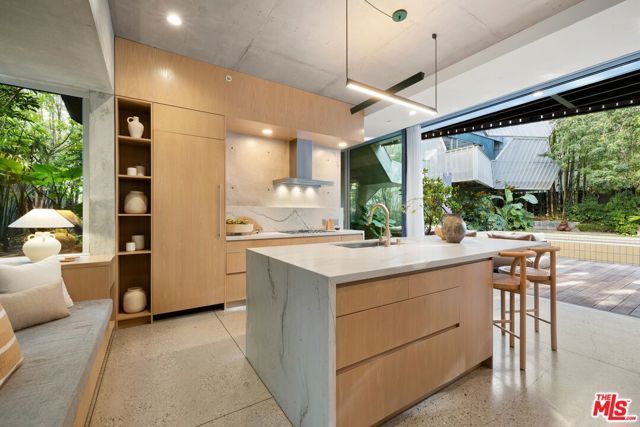 825 Palms Boulevard, Venice (los Angeles), CA 90291