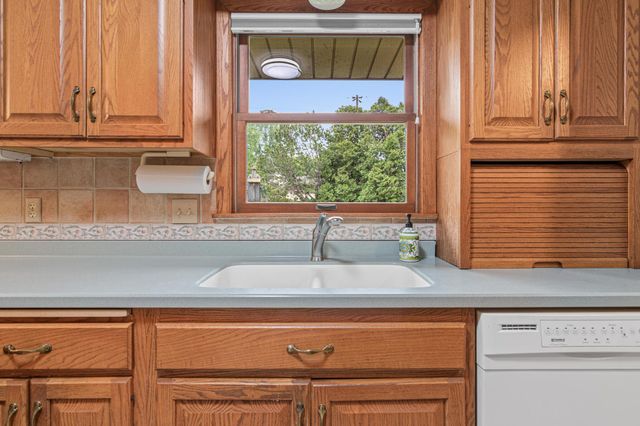 8081 Carmen Avenue, Inver Grove Heights, MN 55076