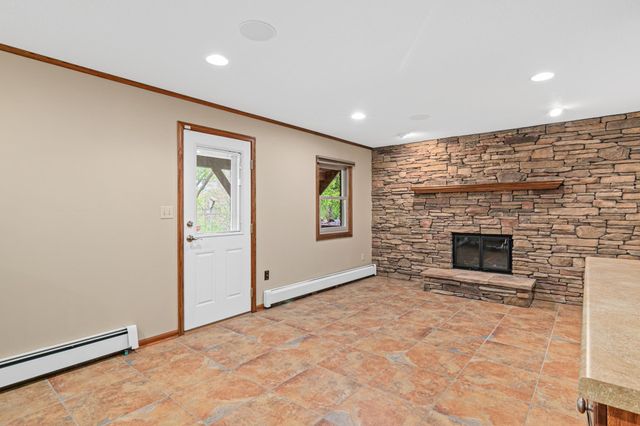 8081 Carmen Avenue, Inver Grove Heights, MN 55076
