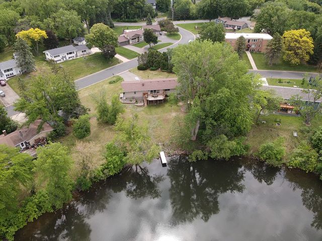 8081 Carmen Avenue, Inver Grove Heights, MN 55076