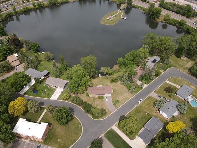 8081 Carmen Avenue, Inver Grove Heights, MN 55076