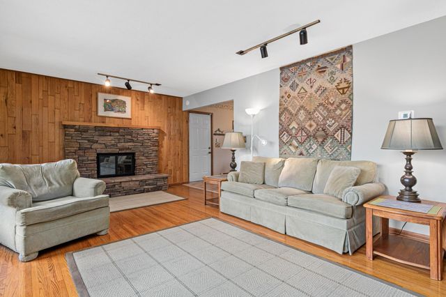 8081 Carmen Avenue, Inver Grove Heights, MN 55076