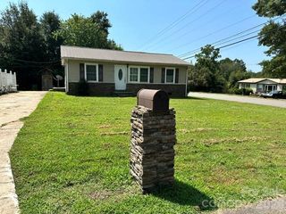 601 E Saunders Avenue, Newton, NC 28658