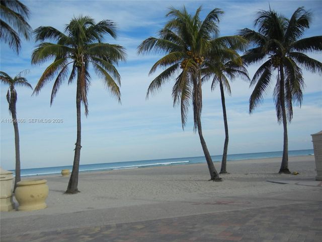 2001 S Ocean Dr 55, Hallandale Beach, FL 33009