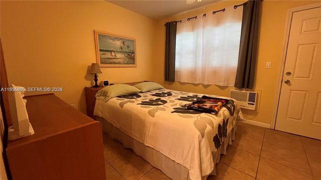 2001 S Ocean Dr 55, Hallandale Beach, FL 33009