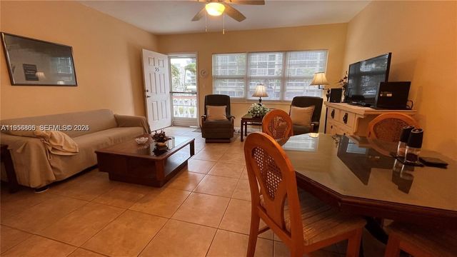 2001 S Ocean Dr 55, Hallandale Beach, FL 33009