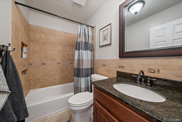 8620 Wildrye Circle, Parker, CO 80134