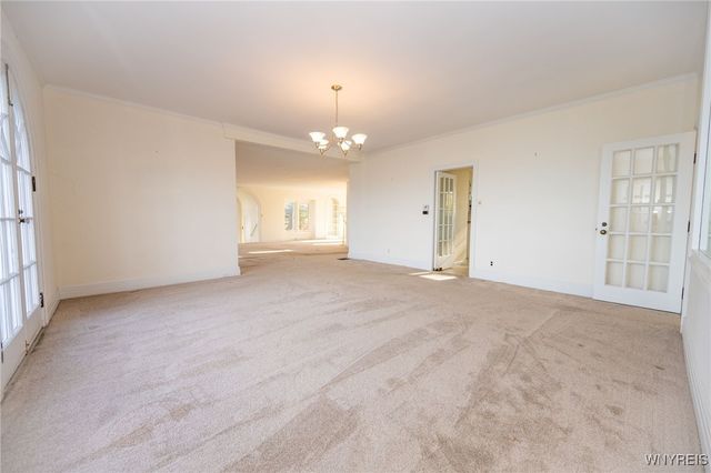 5198 Lake Shore Road, Hamburg, NY 14075