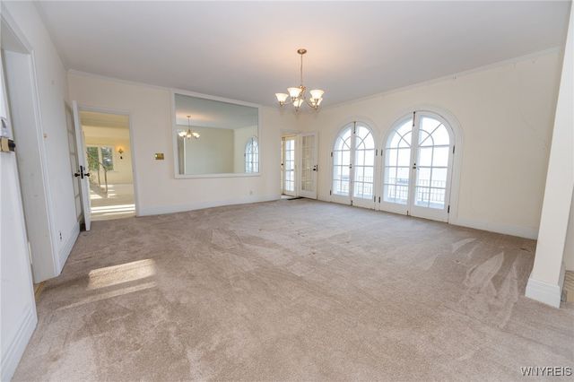 5198 Lake Shore Road, Hamburg, NY 14075