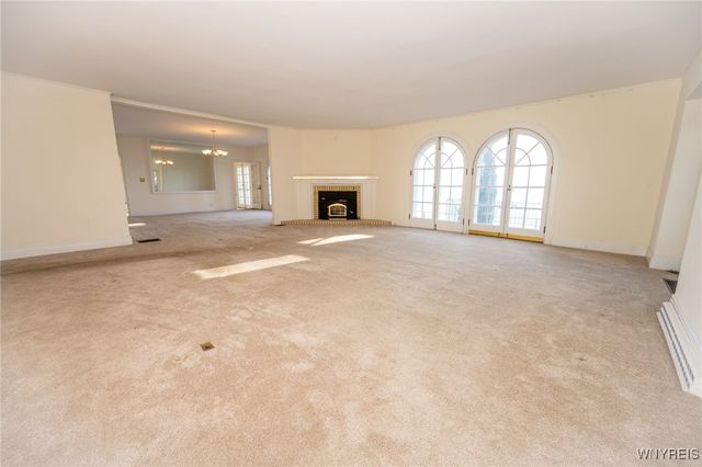 5198 Lake Shore Road, Hamburg, NY 14075