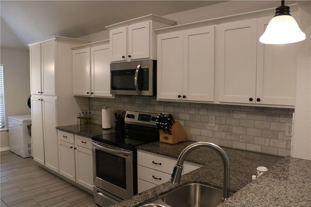 1110 Tulip Street, Centerton, AR 72719