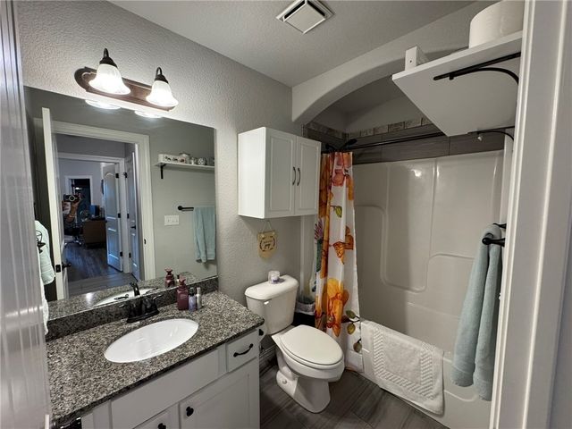 1110 Tulip Street, Centerton, AR 72719