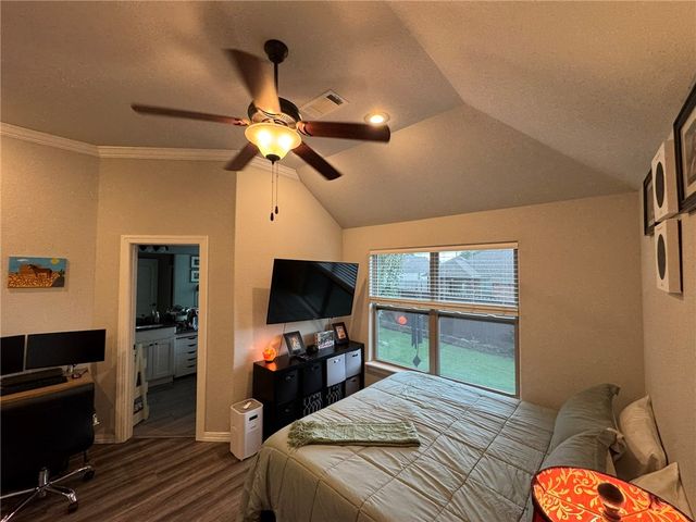 1110 Tulip Street, Centerton, AR 72719