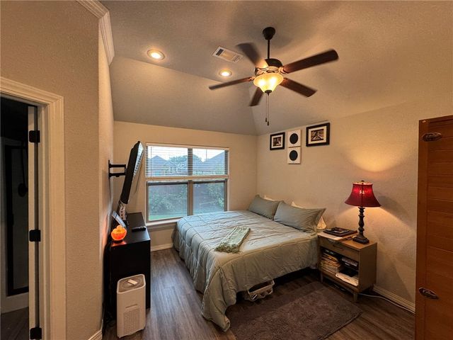 1110 Tulip Street, Centerton, AR 72719