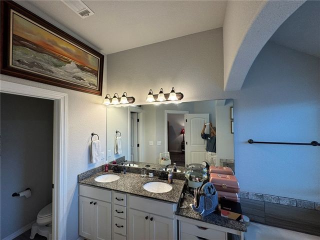 1110 Tulip Street, Centerton, AR 72719