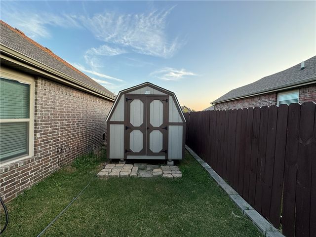 1110 Tulip Street, Centerton, AR 72719