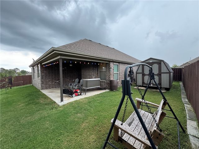 1110 Tulip Street, Centerton, AR 72719