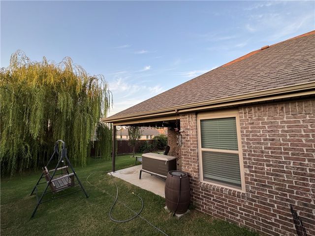 1110 Tulip Street, Centerton, AR 72719