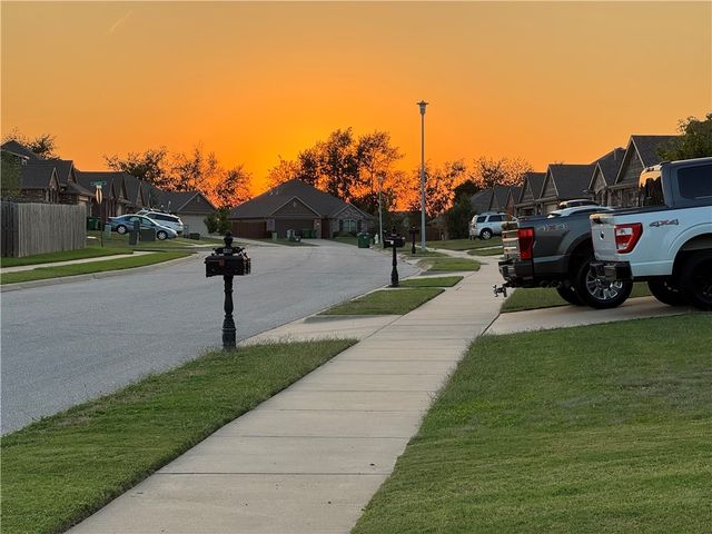 1110 Tulip Street, Centerton, AR 72719