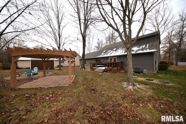 824 McCauley Lane, Mt Vernon, IL 62864