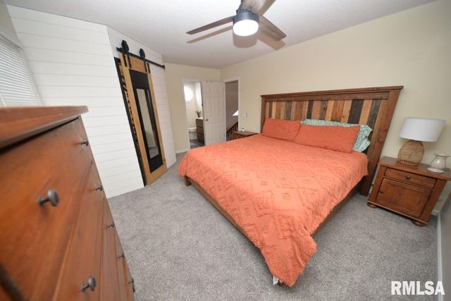 824 McCauley Lane, Mt Vernon, IL 62864