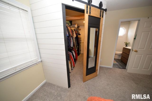 824 McCauley Lane, Mt Vernon, IL 62864