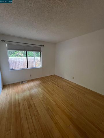 3760 3760 Via Verdi, Richmond, CA 94803