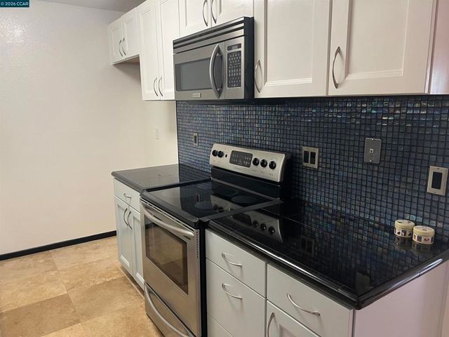 3760 3760 Via Verdi, Richmond, CA 94803