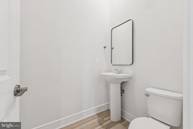 38732 SILVER KING CIR, Waterford, VA 20197