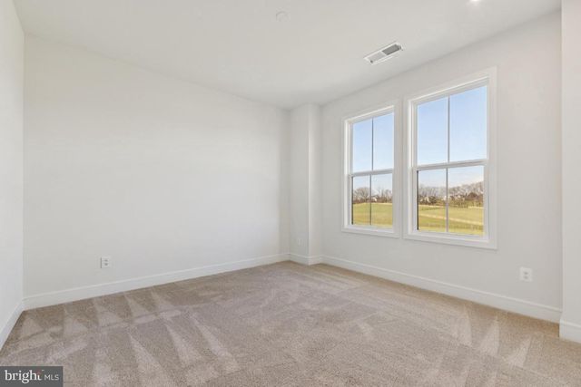 38732 SILVER KING CIR, Waterford, VA 20197