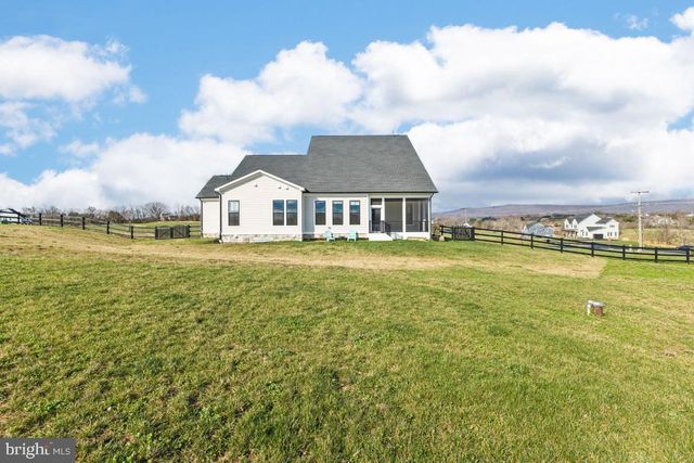 38732 SILVER KING CIR, Waterford, VA 20197