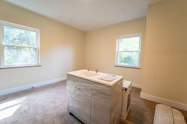 1117 Regent Avenue, Cincinnati, OH 45237