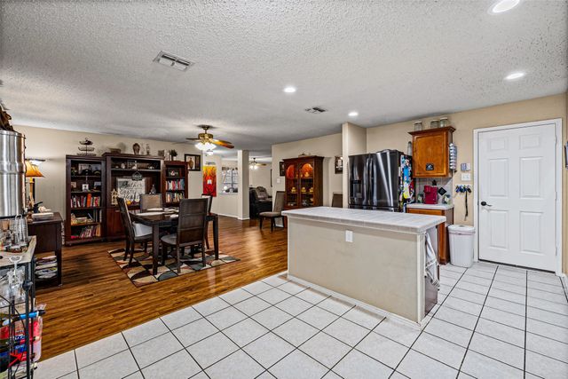 7331 Tree Ridge Court, Fort Worth, TX 76133