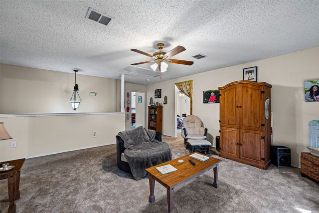 7331 Tree Ridge Court, Fort Worth, TX 76133