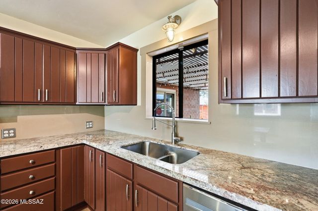 4713 E 9th Street, Tucson, AZ 85711