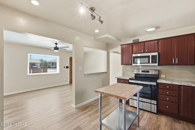 4713 E 9th Street, Tucson, AZ 85711