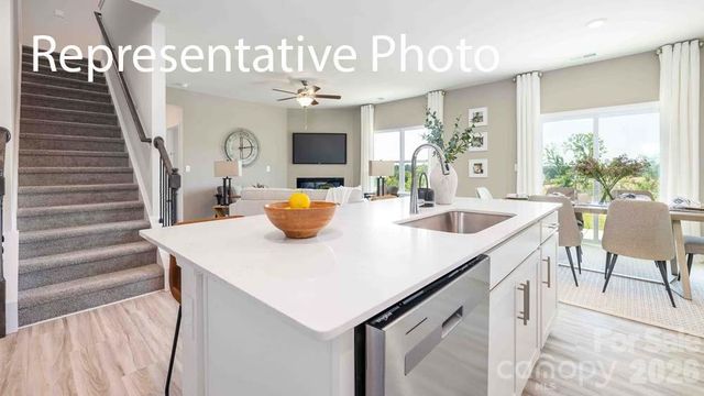 3348 Colorado Blue Court, Gastonia, NC 28056