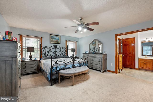 4 HIDDEN HILLS CT, Seaford, DE 19973