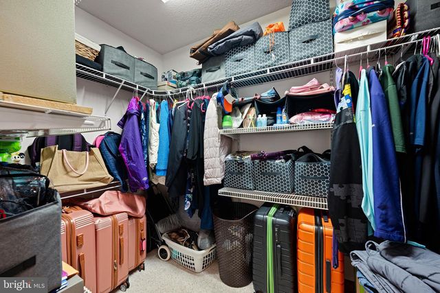 4 HIDDEN HILLS CT, Seaford, DE 19973