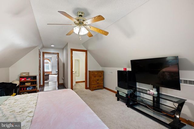 4 HIDDEN HILLS CT, Seaford, DE 19973