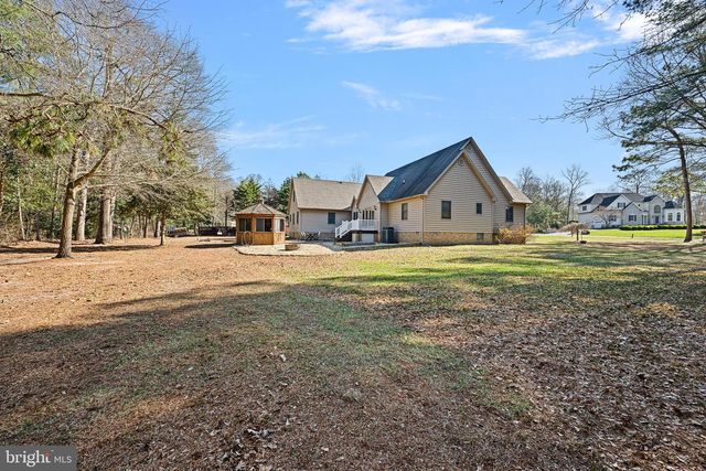 4 HIDDEN HILLS CT, Seaford, DE 19973