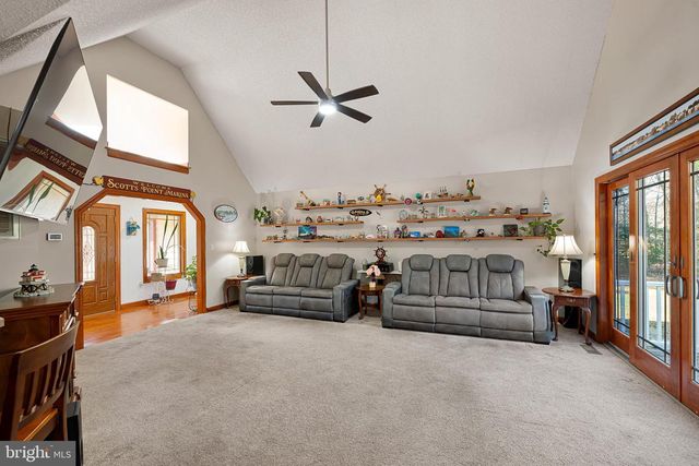 4 HIDDEN HILLS CT, Seaford, DE 19973