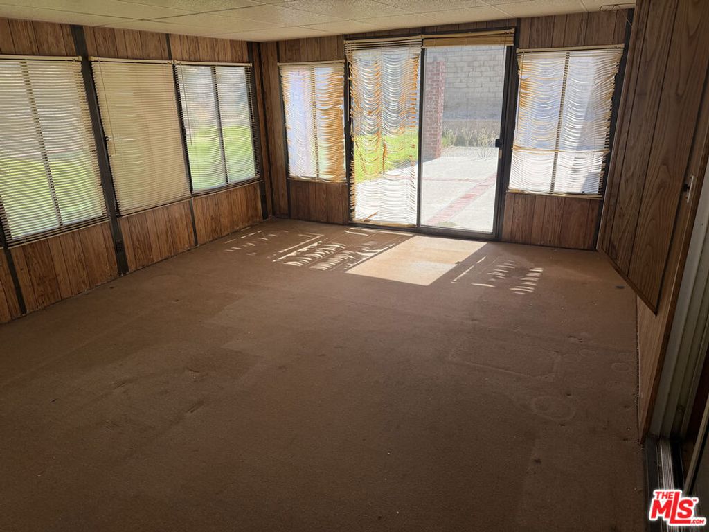27854 Crookshank Drive, Santa Clarita, CA 91350 — photo 4