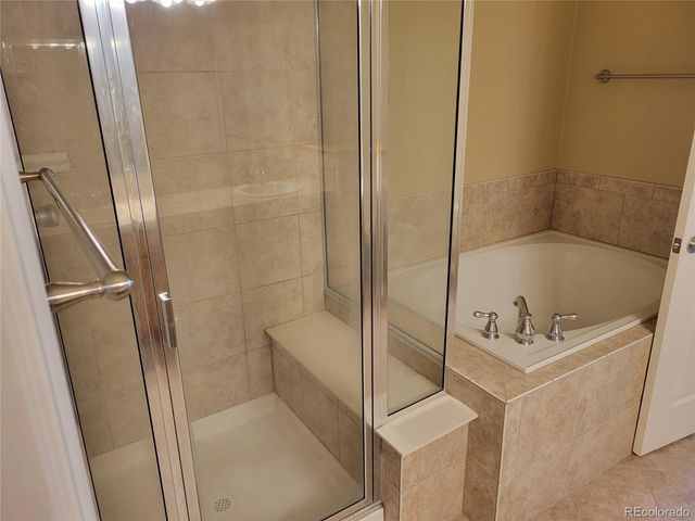 11962 W Long Circle 101, Littleton, CO 80127
