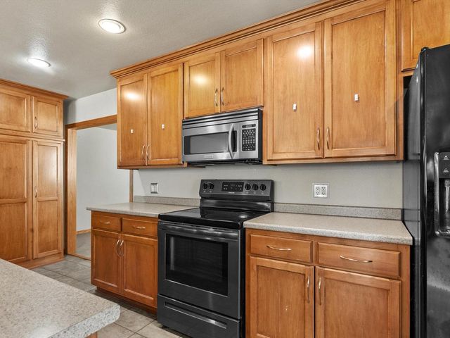 1526 S 24th STREET, Manitowoc, WI 54220