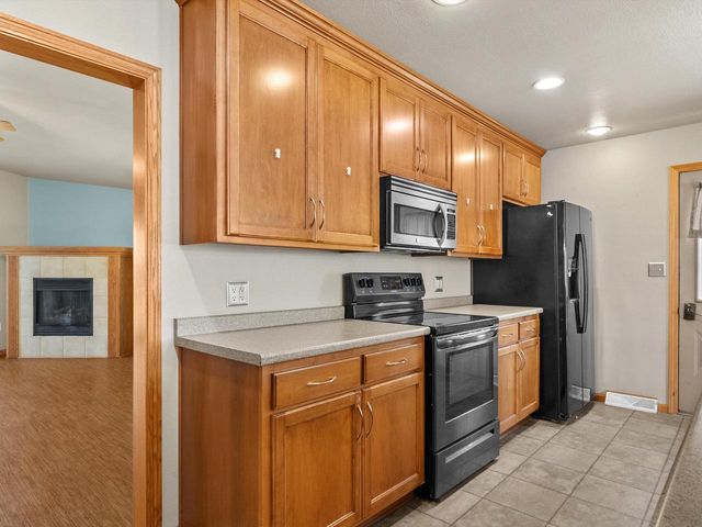 1526 S 24th STREET, Manitowoc, WI 54220