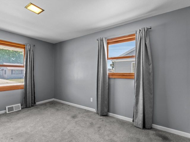1526 S 24th STREET, Manitowoc, WI 54220