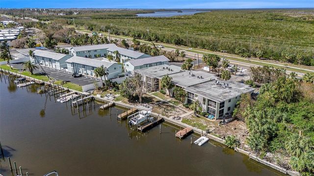 10215 MANATEE AVENUE W 7, Bradenton, FL 34209