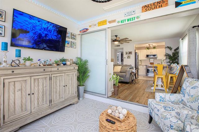 10215 MANATEE AVENUE W 7, Bradenton, FL 34209
