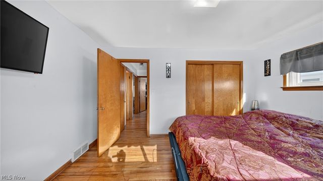 20648 Donny Brook Road, Maple Heights, OH 44137